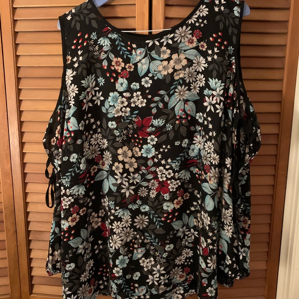 Lane Bryant cold shoulder floral top